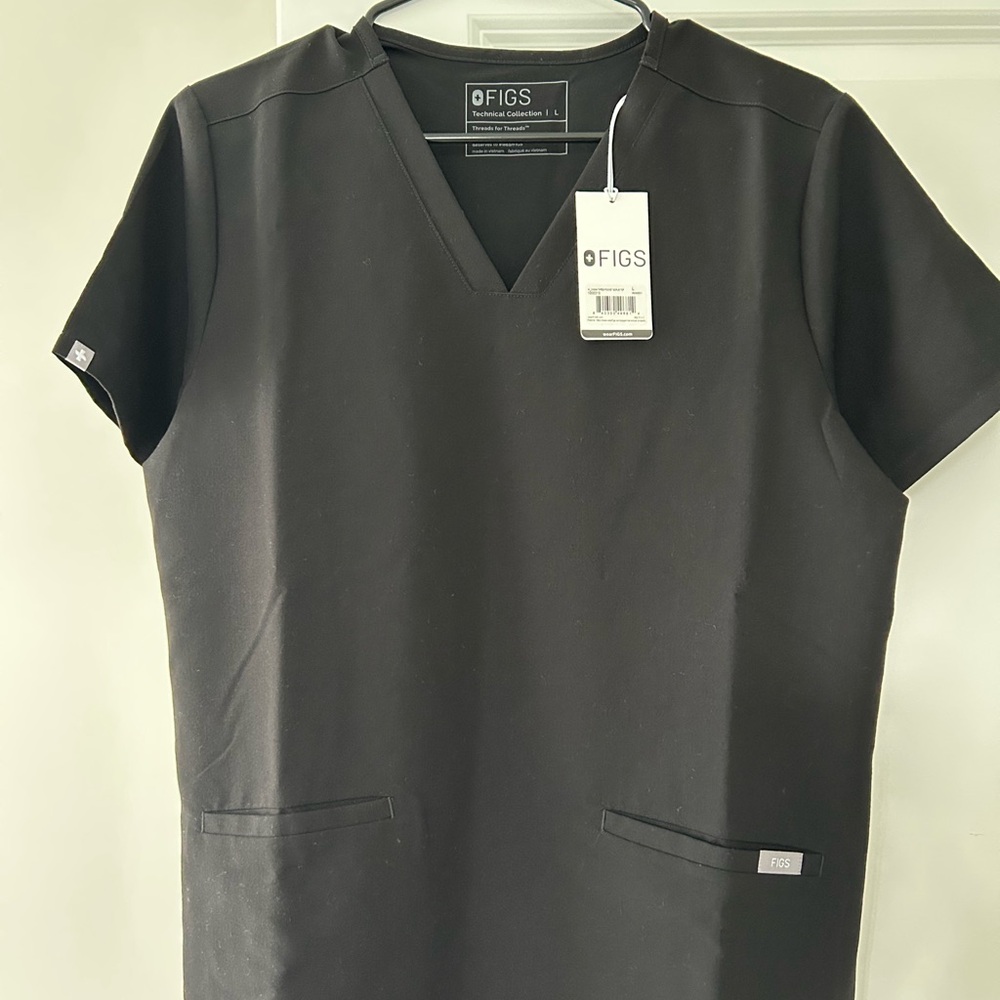 Figs Women's Black Scrub Set New with Tags